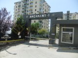 BAĞÇEŞME AKÇAKENT-1 SİTESİNDE SATILIK 3+1 KULLANIMA HAZIR BOŞ DAİRE.
